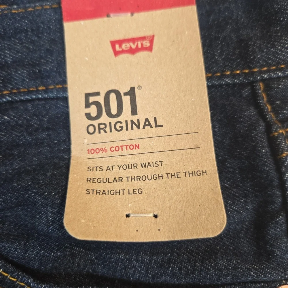 Levi's 501 Original Fit Men's Jeans Button Fly Dark Blue Denim 34x32 NWT Cowboy